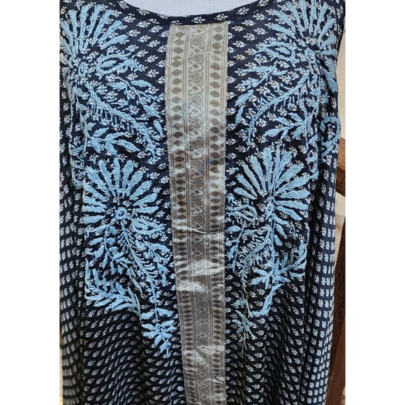 Love Kyla Silk Lightweight Embroidered Dress Boho Size Small Flowy - Picture 2 of 8